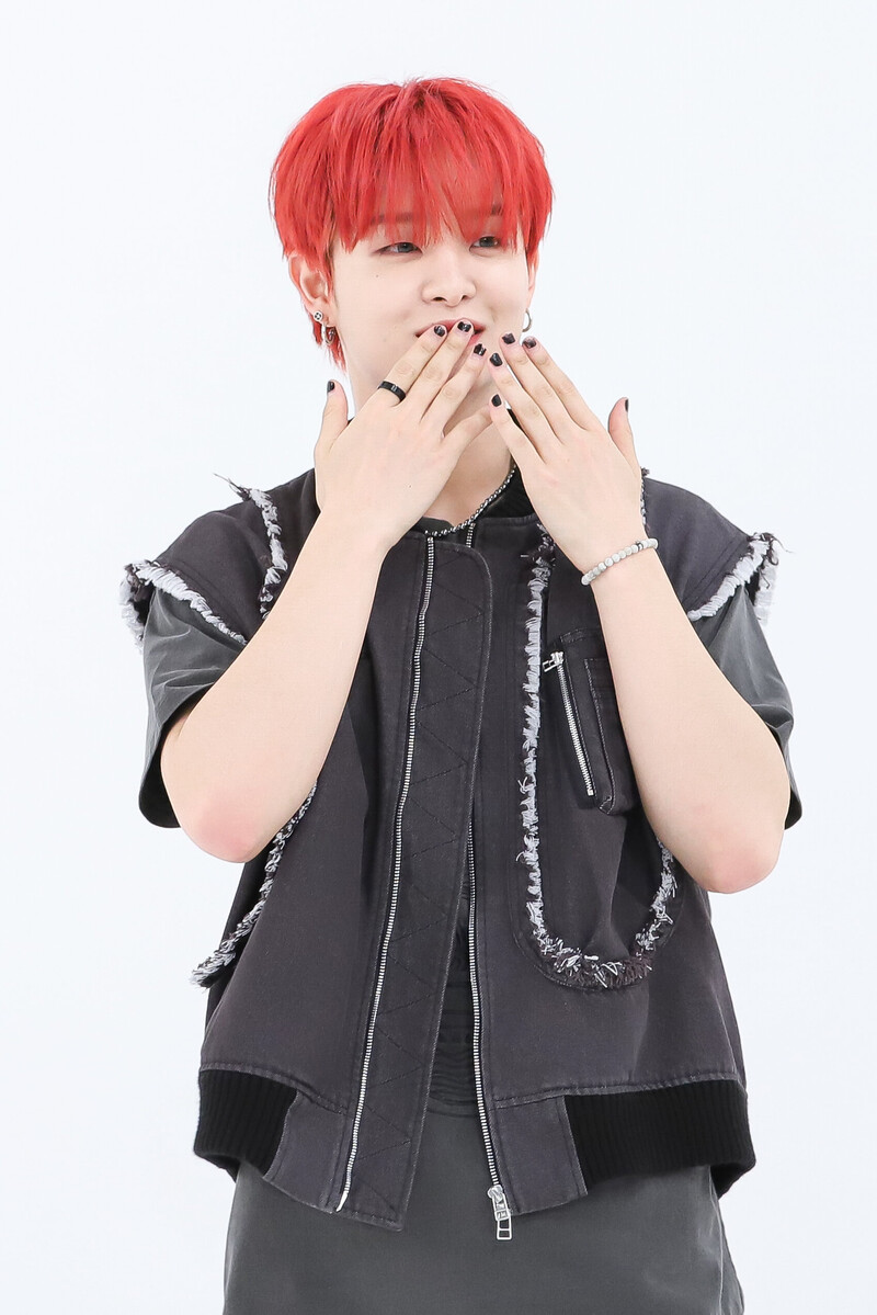 230705 MBC Naver Post - Treasure T5 Jihoon at Weekly Idol documents 8