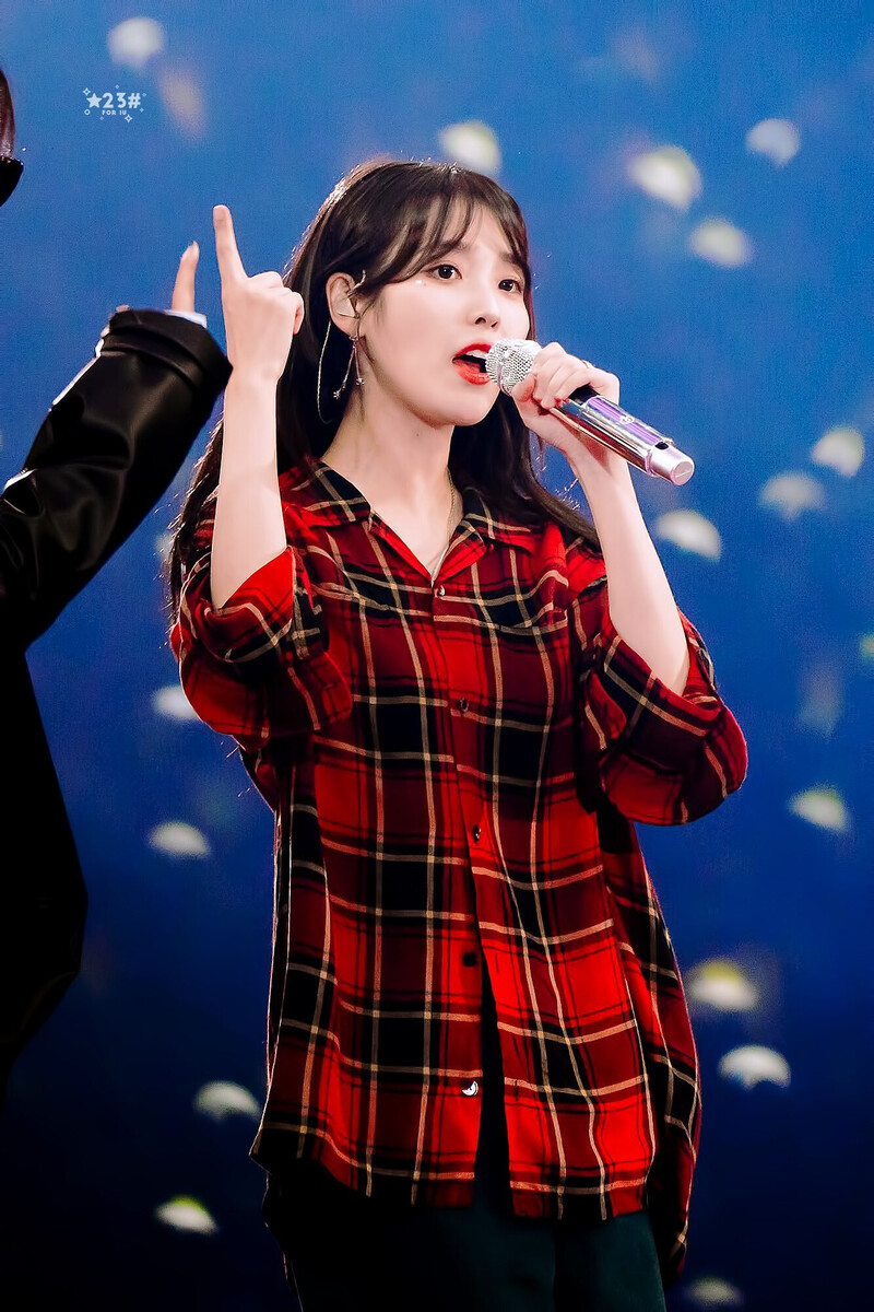 230924 IU - Fan Concert ‘I＋UN1VER5E’ in Seoul Day 2 documents 5