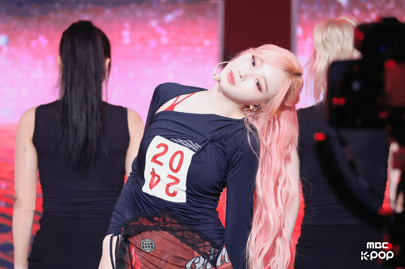 241102 aespa Giselle - 'Whiplash' at Music Core documents 5