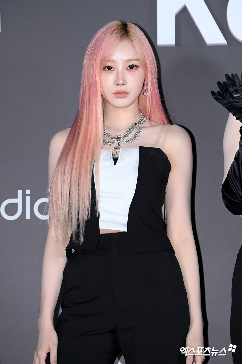 241115 aespa Giselle at 2024 TikTok Awards Korea documents 1