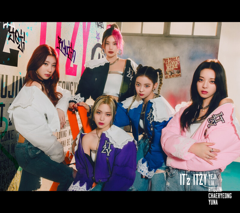 ITZY Japan Debut Album『IT'z ITZY』Concept Teasers documents 2