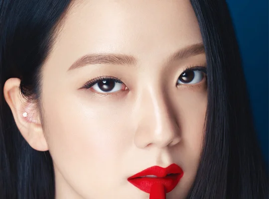 BLACKPINK Jisoo for Vogue Korea x Dior 2021 Holiday Dior Look | kpopping