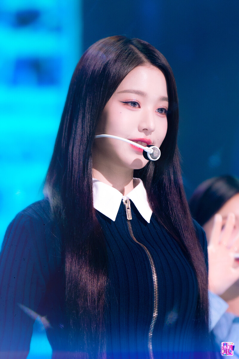 230430 IVE Wonyoung - ‘I AM’ at Inkigayo documents 4