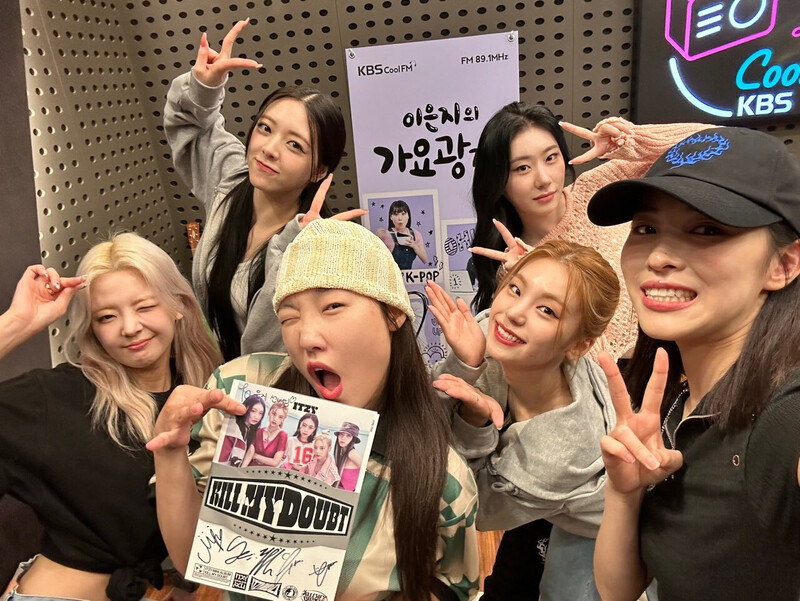 230801 - ITZY Twitter Update documents 1