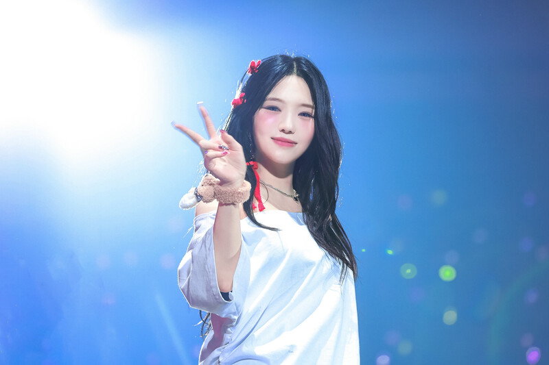 240127 fromis_9 Jisun - 2nd Concert 'FROM NOW.' in Seoul Day 1 documents 4