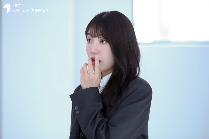 231011 IST Naver post - Apink EUNJI - 'Cloud Trail: Team Venture' game commercial shoot and MV behind documents 9