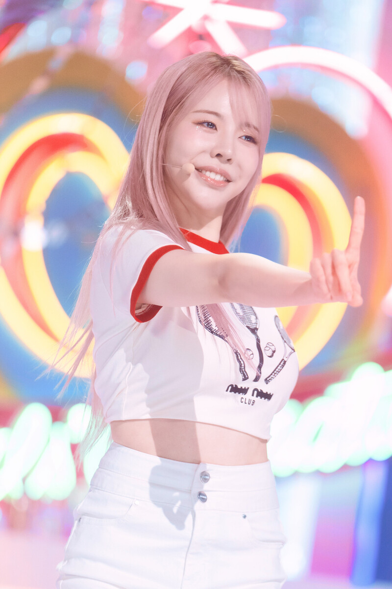 220821 Girls' Generation Sunny - 'FOREVER 1' at Inkigayo | kpopping