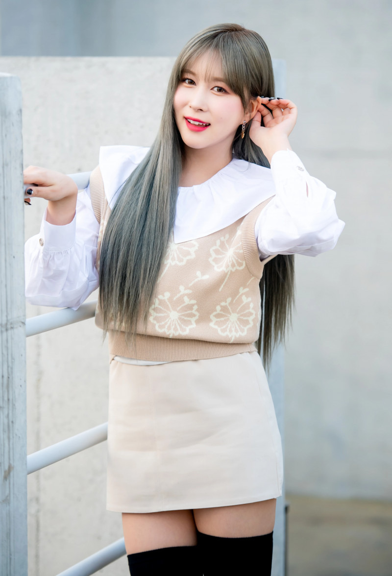 210406 Osen: Star Road Photoshoot - WJSN Dayoung documents 7