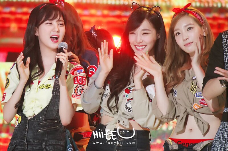 130628 Girls' Generation at Korea-China Friendship Concert documents 2