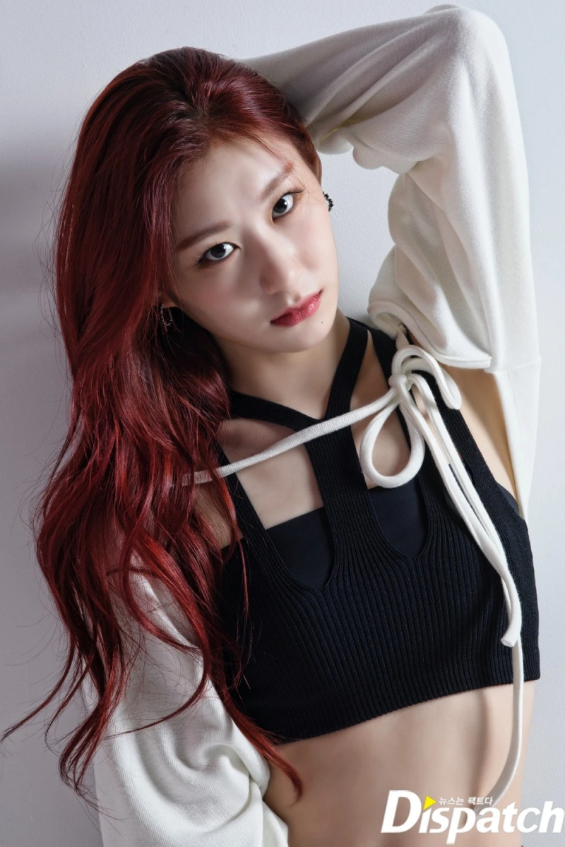 210427 ITZY Chaeryeong 'GUESS WHO' Promotion Photoshoot by Dispatch documents 1