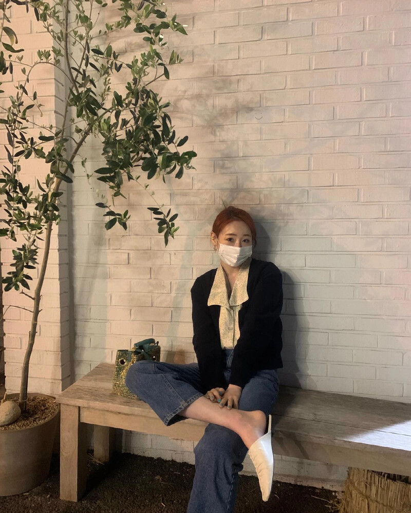 210510 WJSN Yeonjung Instagram update documents 3