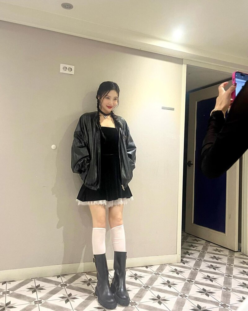 230910 Red Velvet Joy Instagram Update documents 5