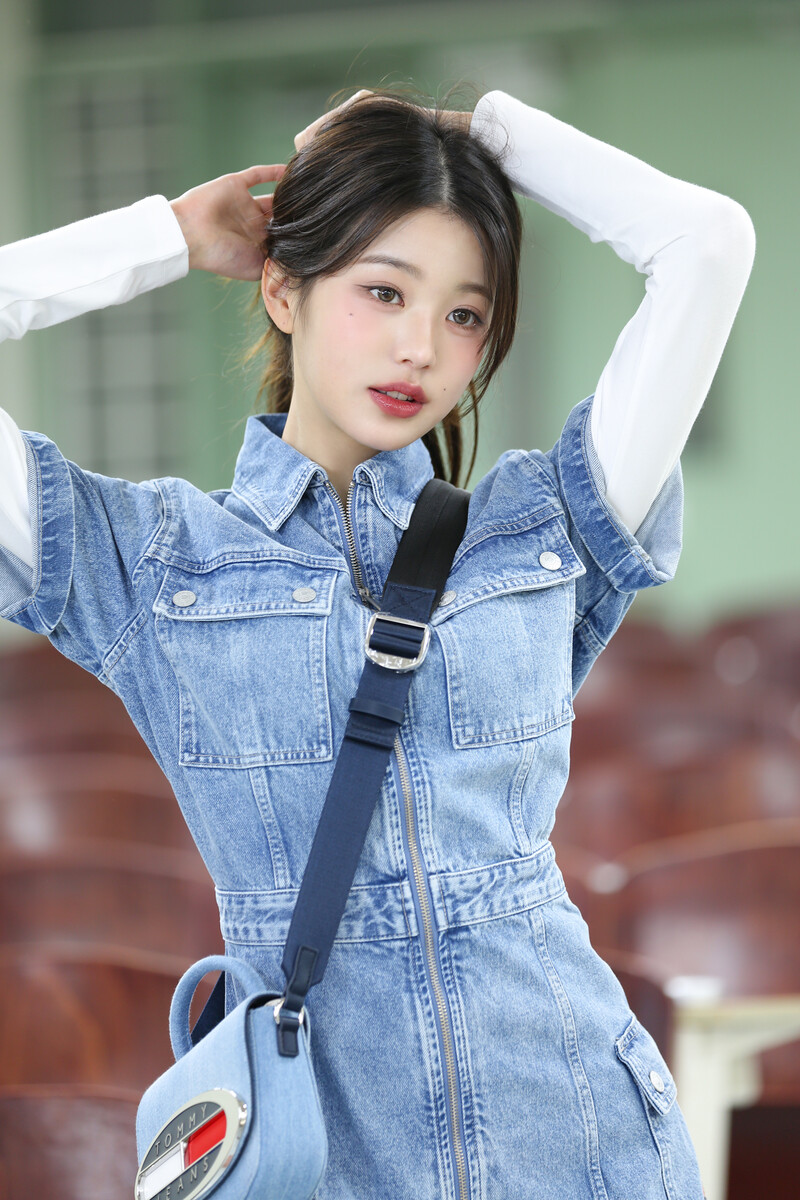 241009 Starship Entertainment Naver Post with IVE Wonyoung - Tommy Jeans Photoshoot Behind documents 6