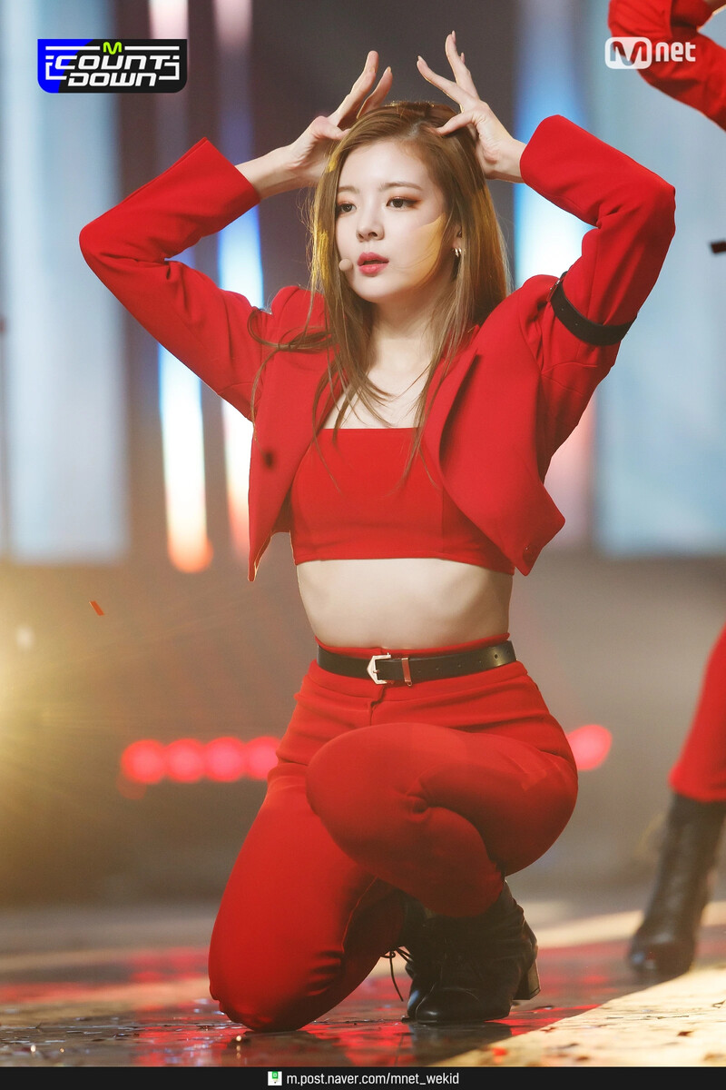 210513 ITZY 'Mafia in the morning' at M Countdown documents 20