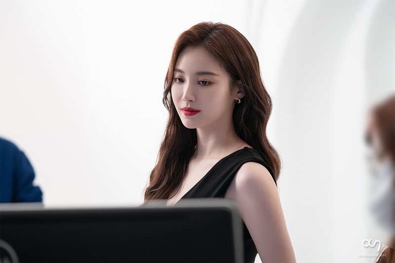 211216 Awesome Ent. Naver Post - Kim Yura documents 22