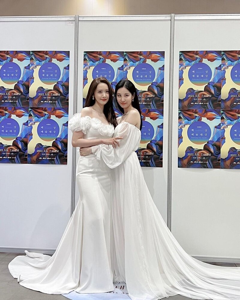 220507 Seohyun Instagram Update - with Yoona at 2022 Baeksang Arts Awards documents 3