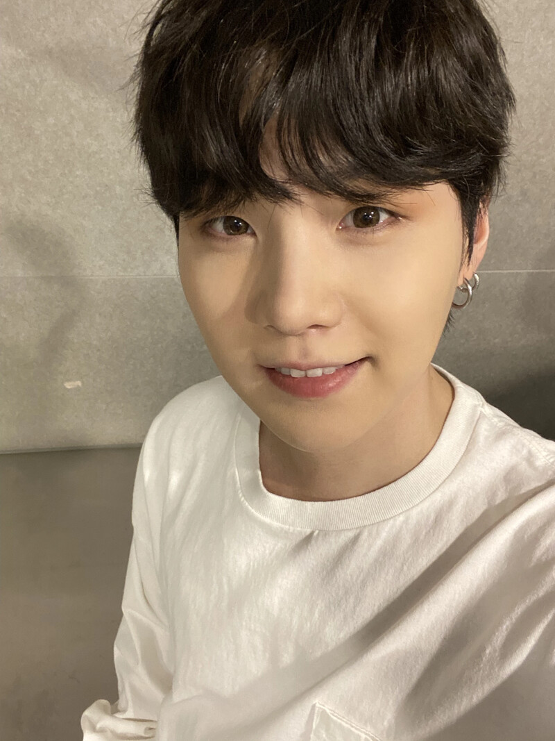 210310 BTS Official Twitter - Suga documents 1