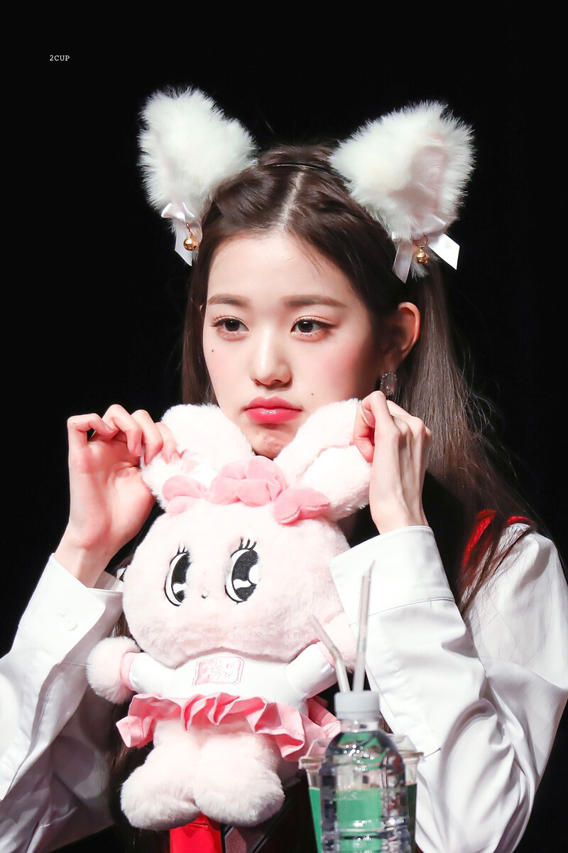 220501 IVE Wonyoung - WITHMUU Fansign documents 3