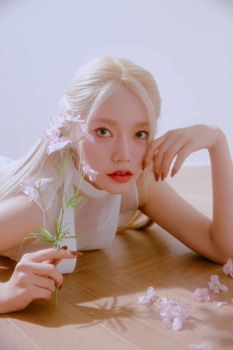 Fifty Fifty - Concept Photos 'The beginning: Cupid' documents 4