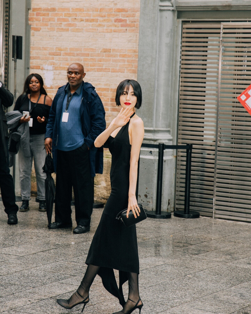 240925 NANA -  Courreges SS25 Show at Milan Fashion Week documents 11