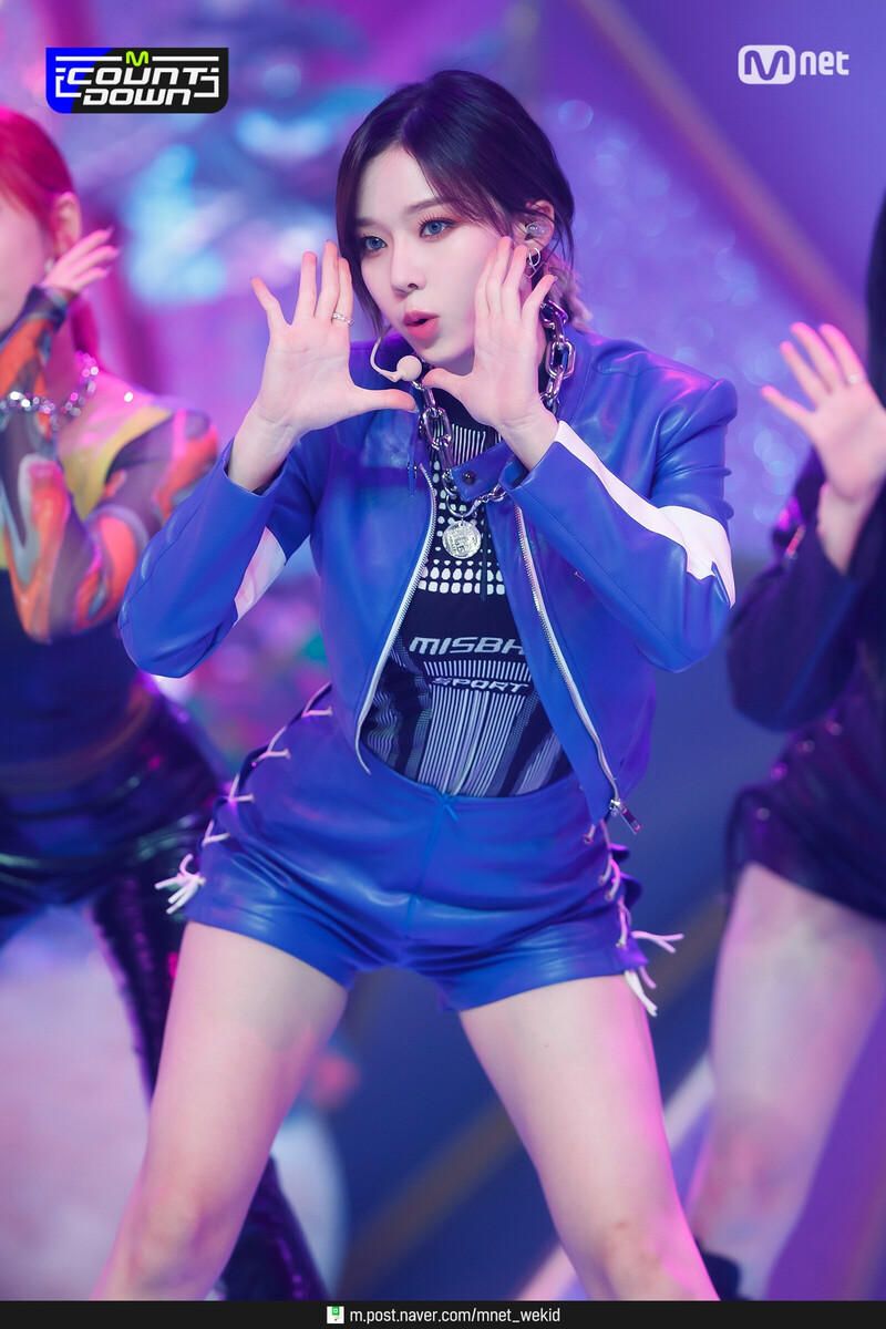 210603 aespa - 'Next Level' at M Countdown documents 4