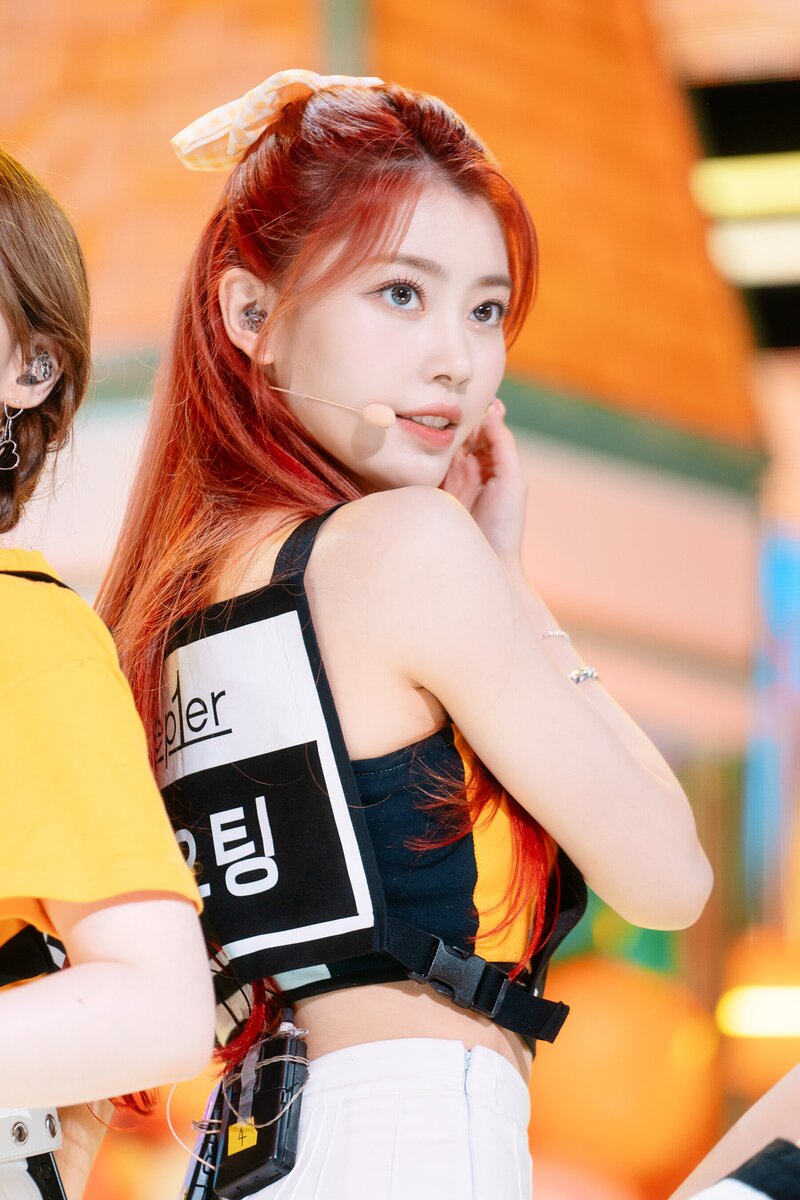 220703 Kep1er Xiaoting 'Up!' at Inkigayo documents 30