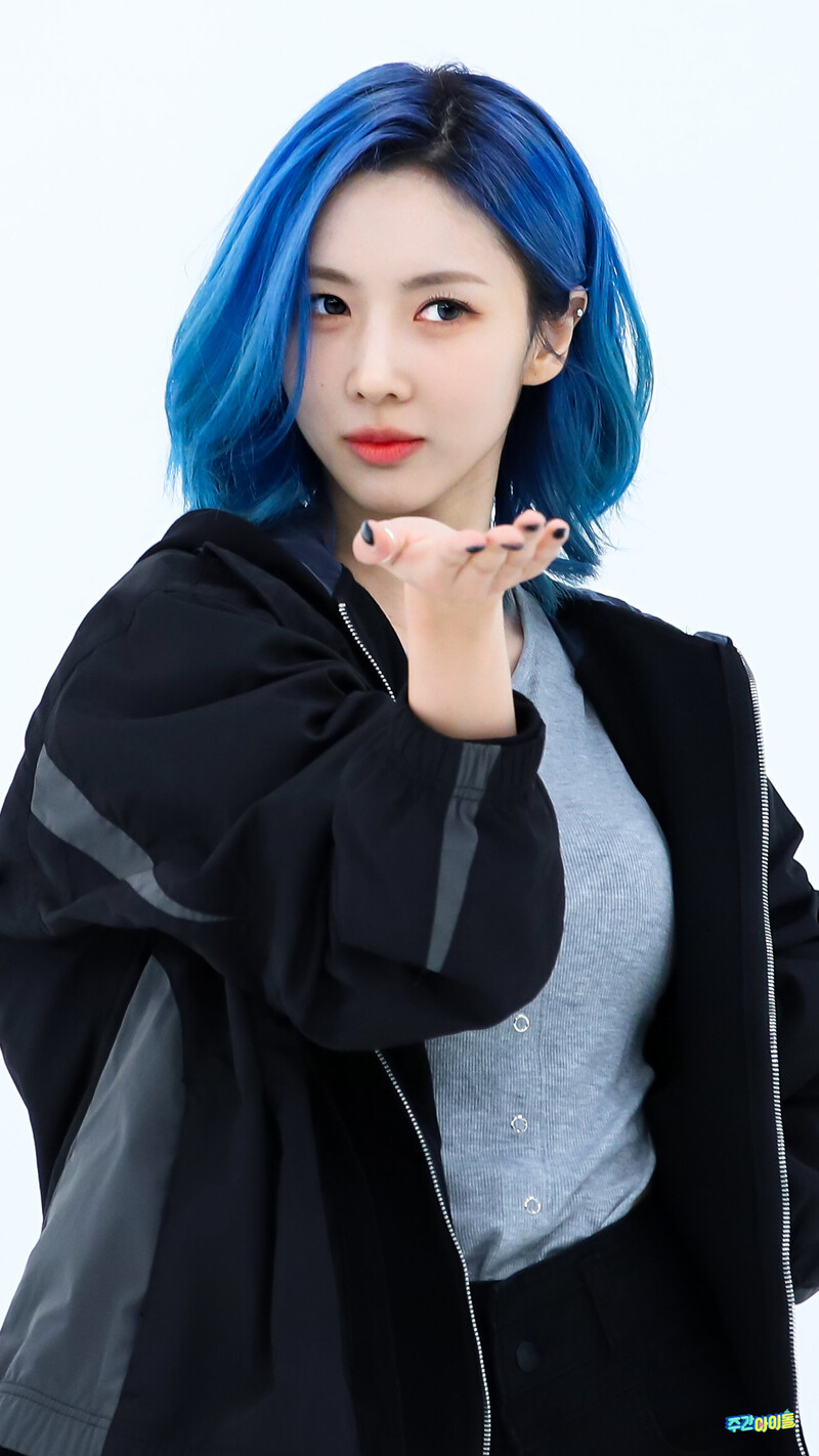 231128 MBC Naver Post - Dreamcatcher Yoohyeon - Weekly Idol On-site Photos documents 4