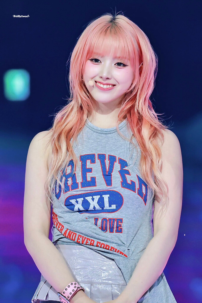 240602 NMIXX Jiwoo - K-Wave Concert Inkigayo documents 4