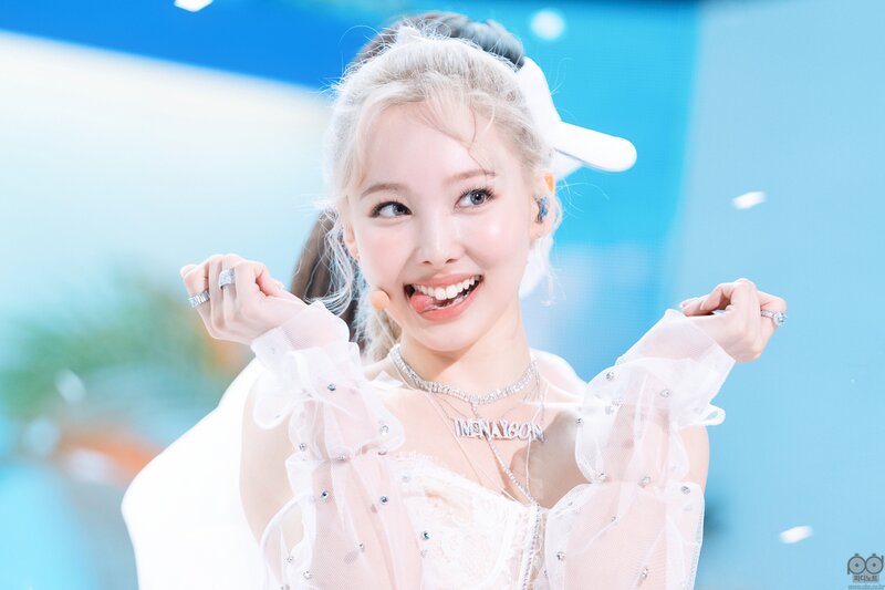 TWICE's Nayeon “POP” Wins for the 4th Time On “Inkigayo” – unnielooks