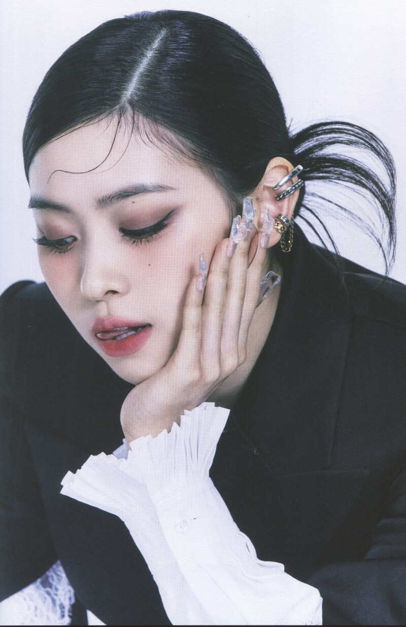 ITZY 'CHECKMATE' Album Scans (Ryujin ver.) | kpopping