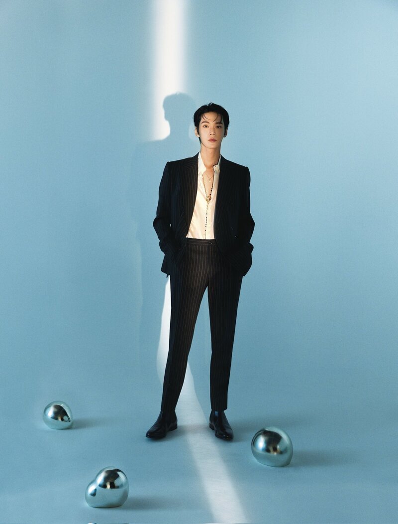 NCT DOYOUNG for ELLE Japan x DOLCE & GABBANA February Issue 2023 documents 2