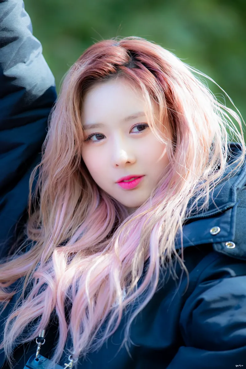 Yoohyeon966.png