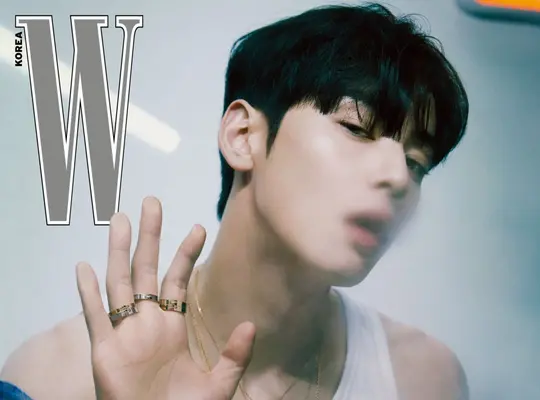 ASTRO CHA EUNWOO for W Korea x CHAUMET August Issue 2022