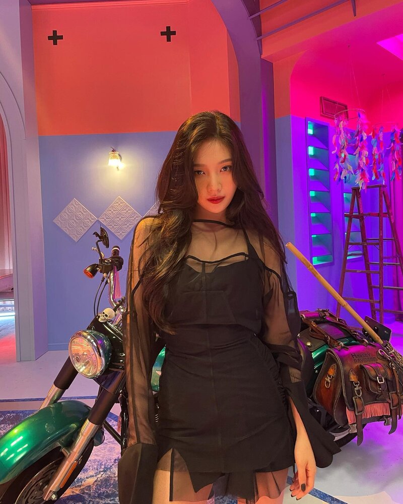 210816 Red Velvet Joy Instagram Update documents 3