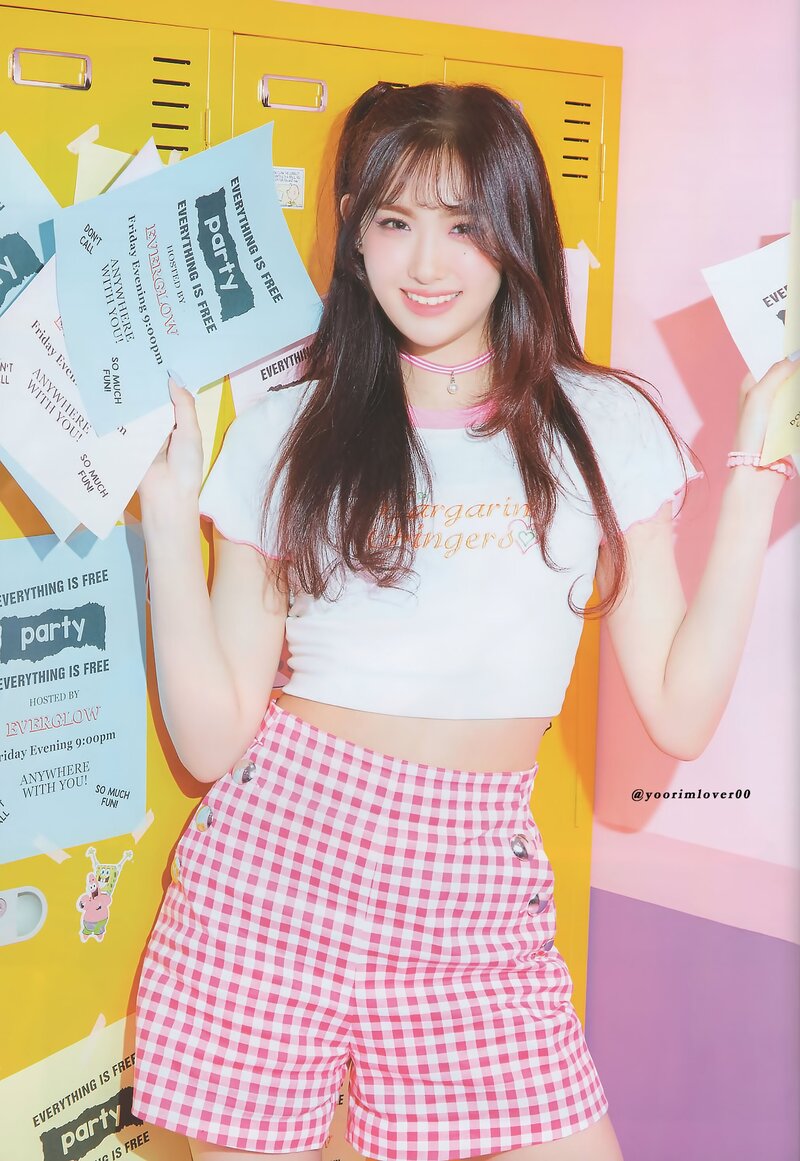 EVERGLOW 'FOREVER' 1st Fanclub Kit Scans documents 10