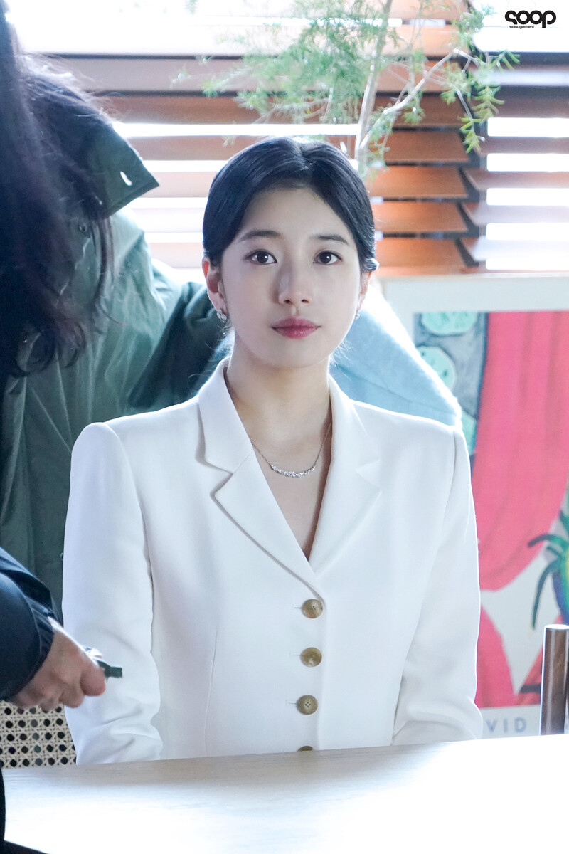 220706 SOOP Naver post - Bae Suzy - 'Anna' Behind the Scenes documents 21