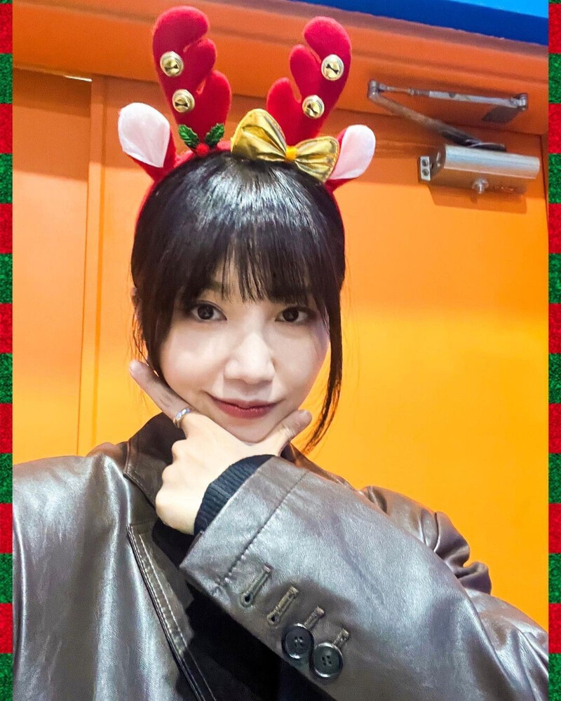 221225 APINK instagram update - Christmas documents 6