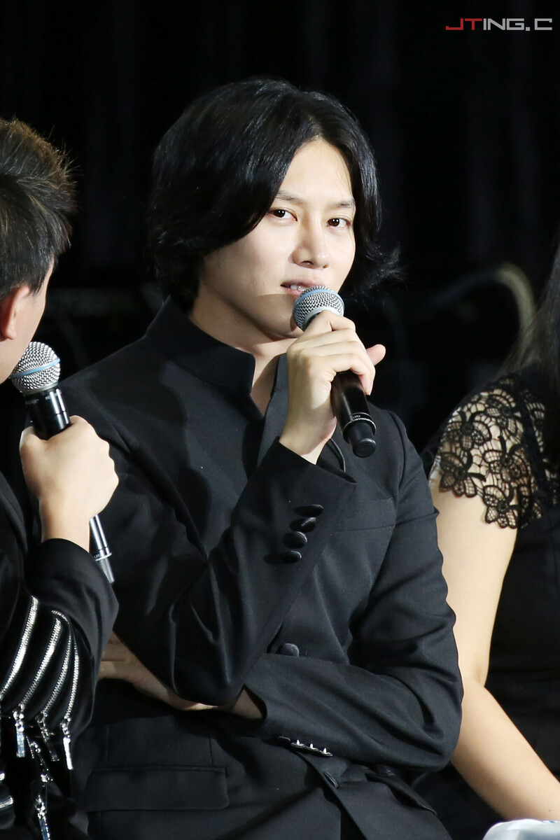 160806 Heechul at Heechul FM in Guangzhou documents 6