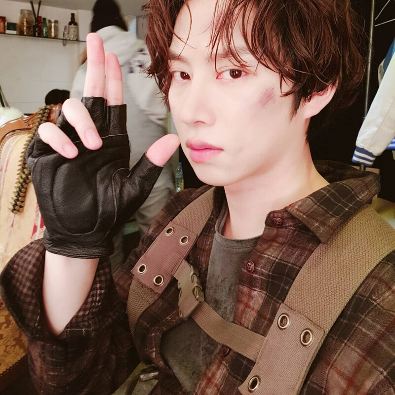 180215 Heechul Instagram Update documents 3