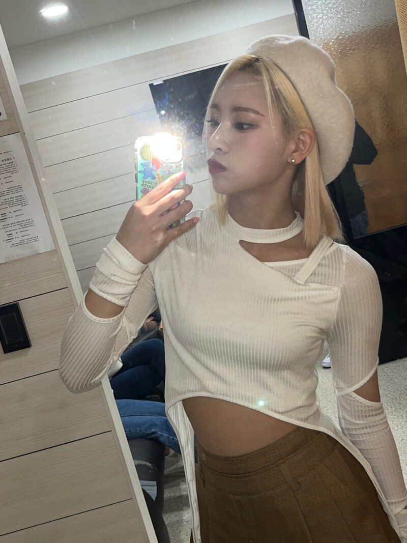 220930 - YOON JIA Twitter Update documents 2