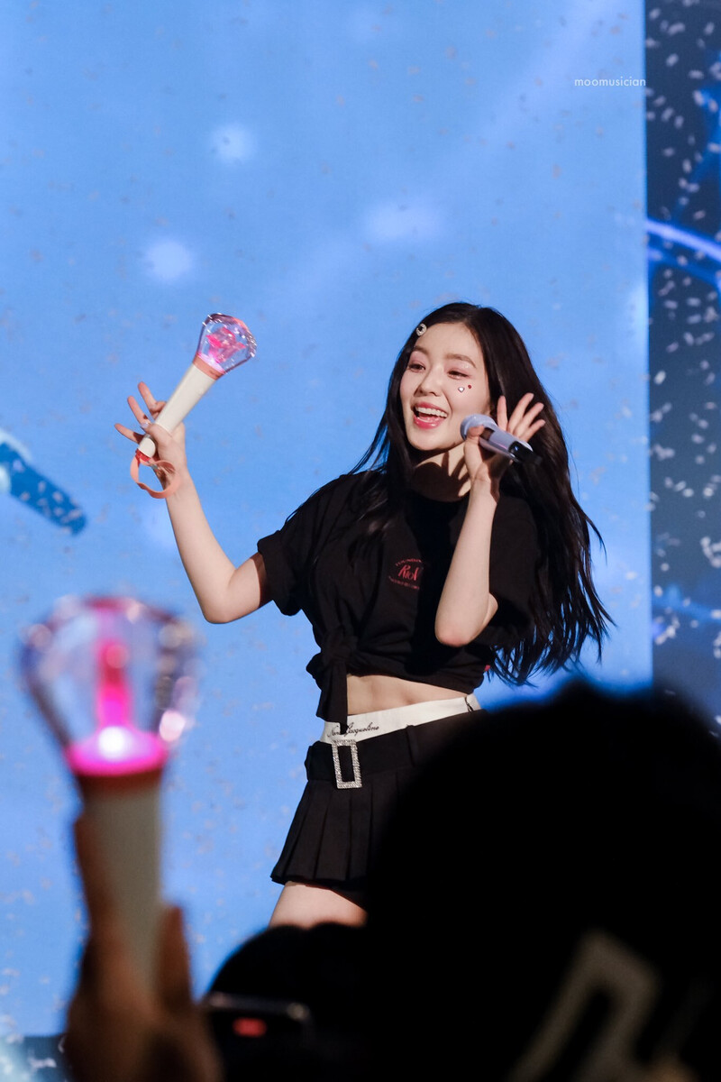 230402 Red Velvet Irene - 'R to V' Concert in Seoul Day 2 documents 12