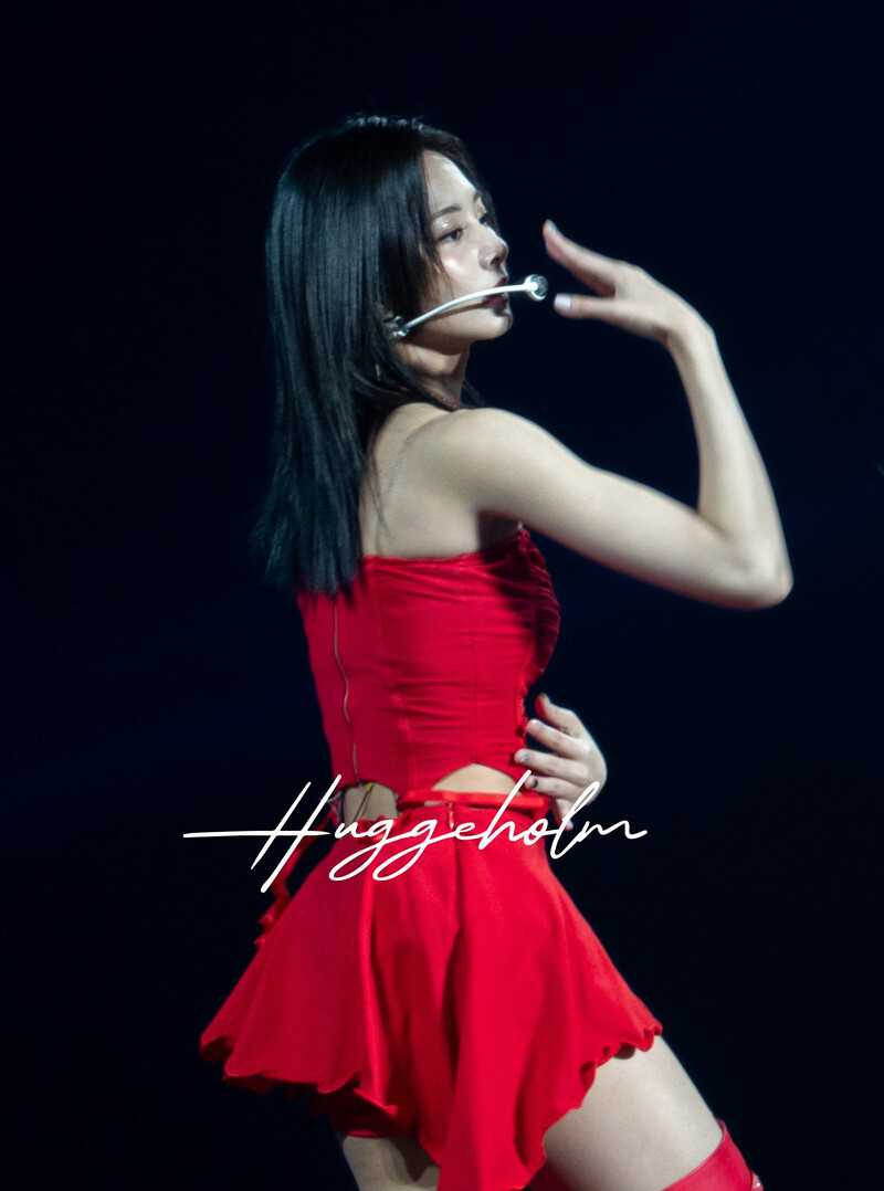 240316 TWICE Tzuyu - ‘Ready To Be’ World Tour in Las Vegas documents 16