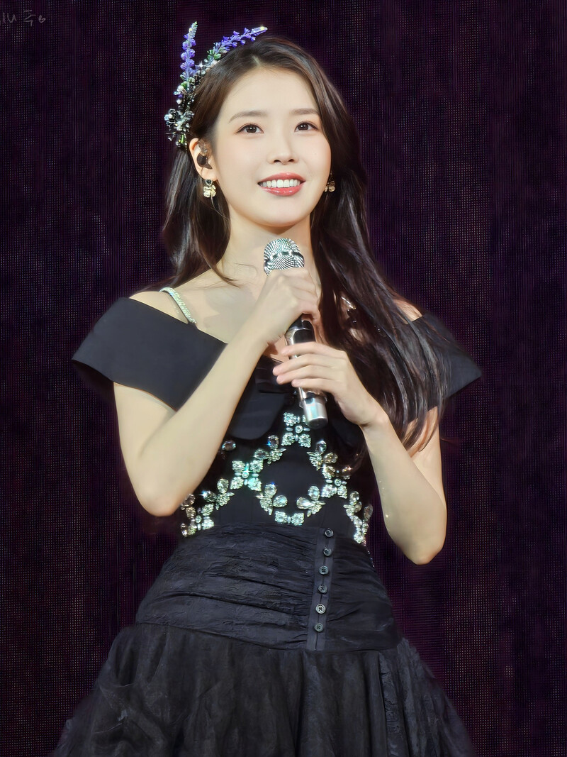 240608 IU - 'HEREH' World Tour Concert in Kuala Lumpur Day 1 documents 1