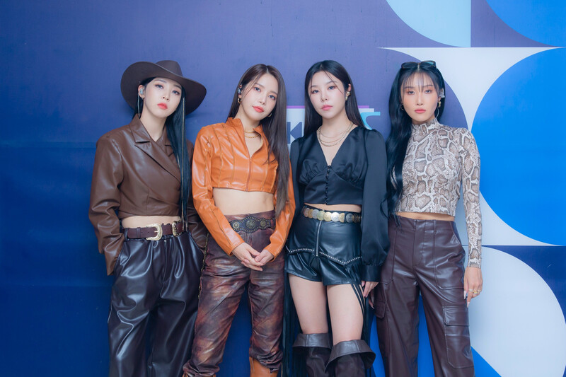 221023 SBS Twitter Update- MAMAMOO at INKIGAYO Photowall documents 2