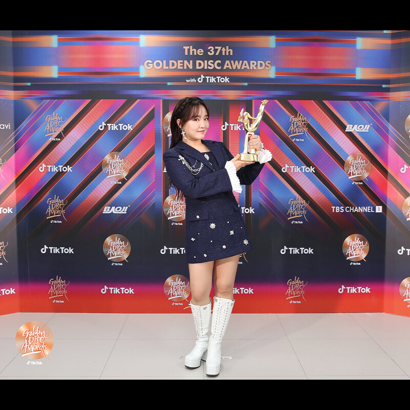 230108 Golden Disc Awards Twitter Update - Younha documents 2