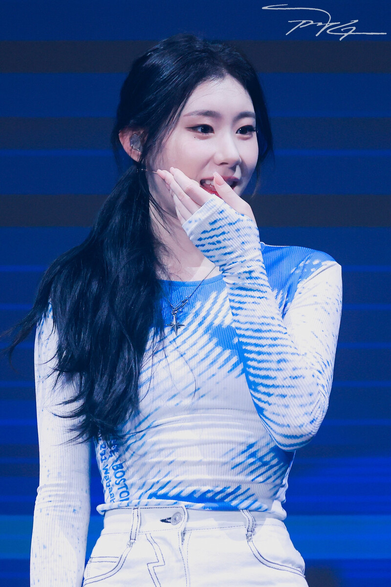 230304 ITZY Chaeryeong - WON THE STAGE documents 4