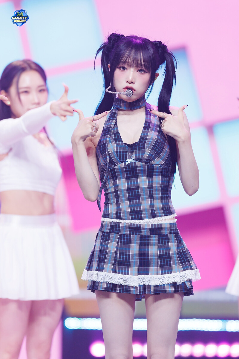 241003 YENA - 'Sugar' + 'NEMONEMO' at M Countdown documents 24