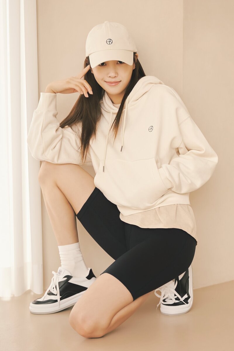 Lee Mijoo for Barrel Fit 2022 S/S Collection documents 4