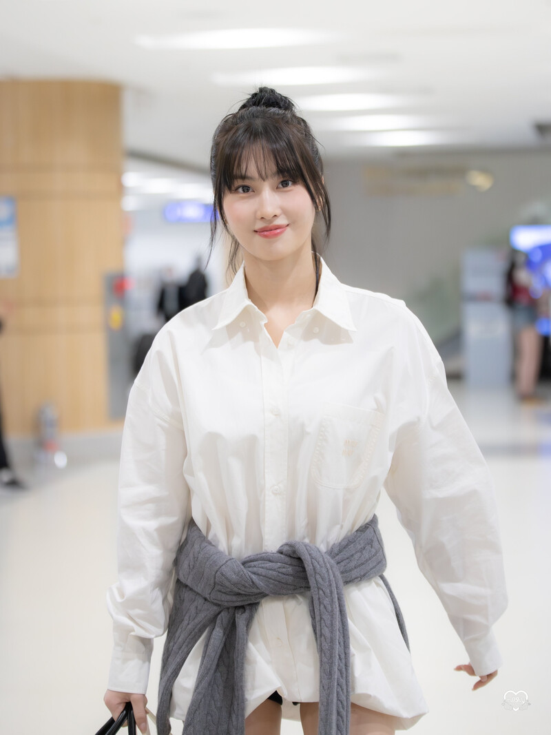 240405 TWICE Momo - GMP Airport documents 5