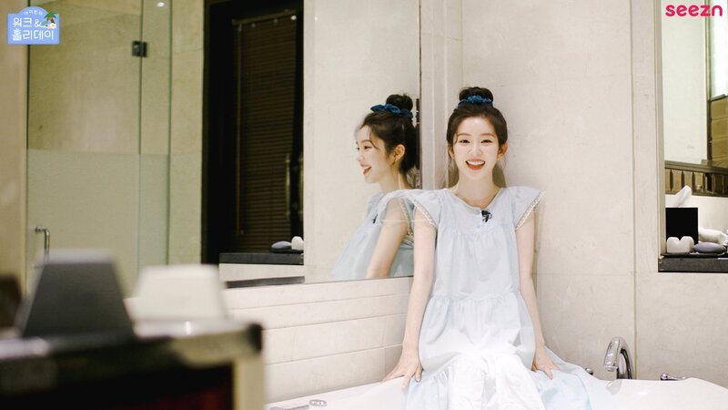 Irene 'Work And Holiday' Behind The Scenes documents 10